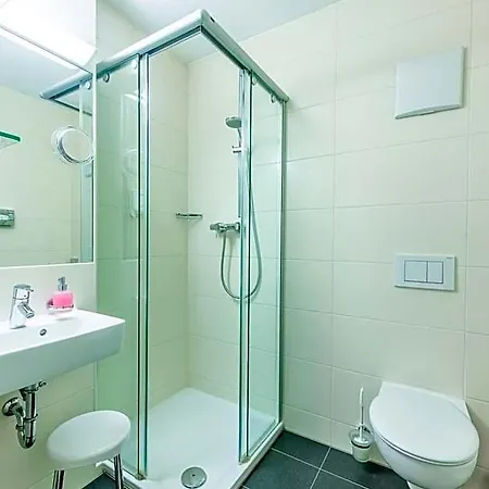Raitelberg Hotell Wuestenrot